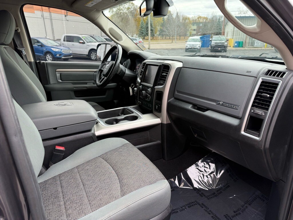 2016 RAM Ram 1500 Pickup Big Horn - Photo 21