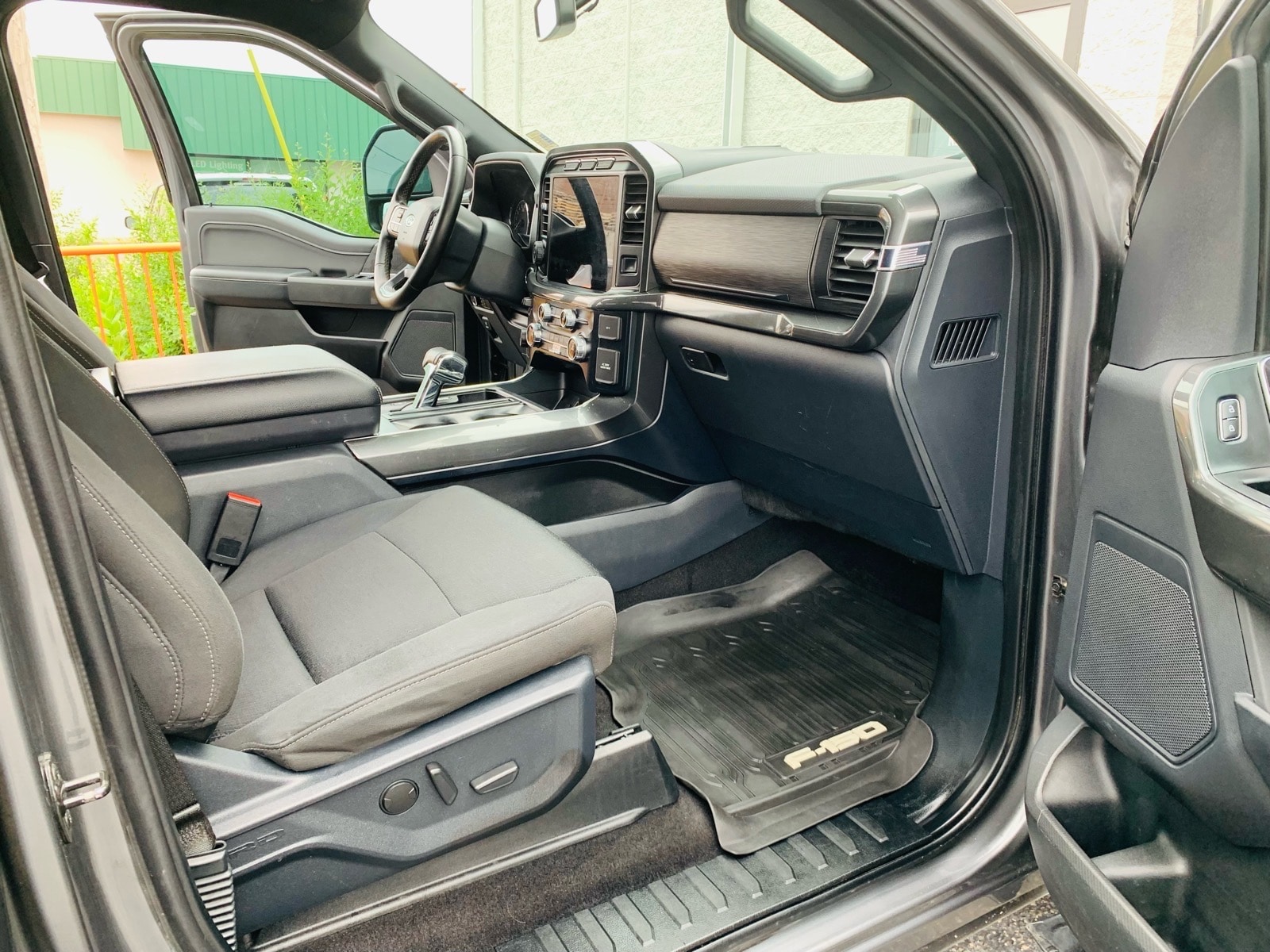 2023 Ford F-150 XLT - Photo 22
