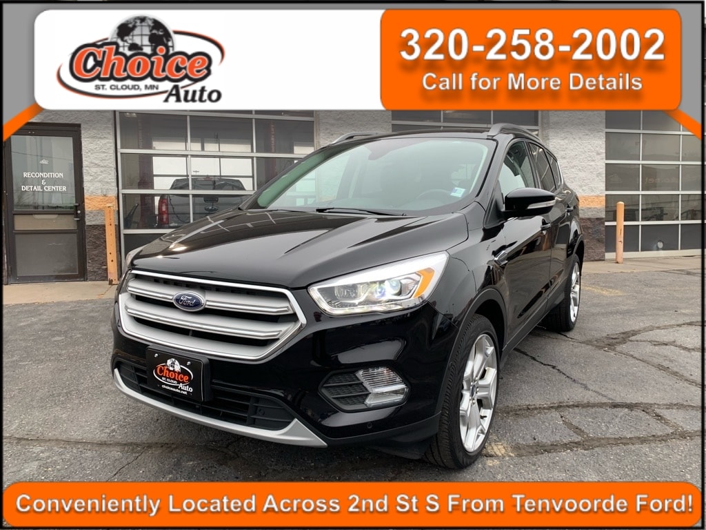 2019 Ford Escape Titanium's photo