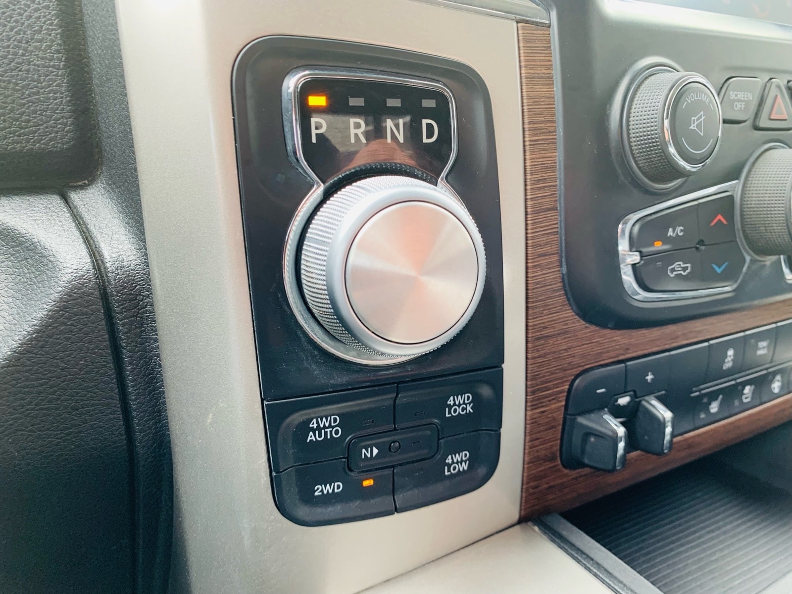 2017 RAM Ram 1500 Pickup Laramie - Photo 30