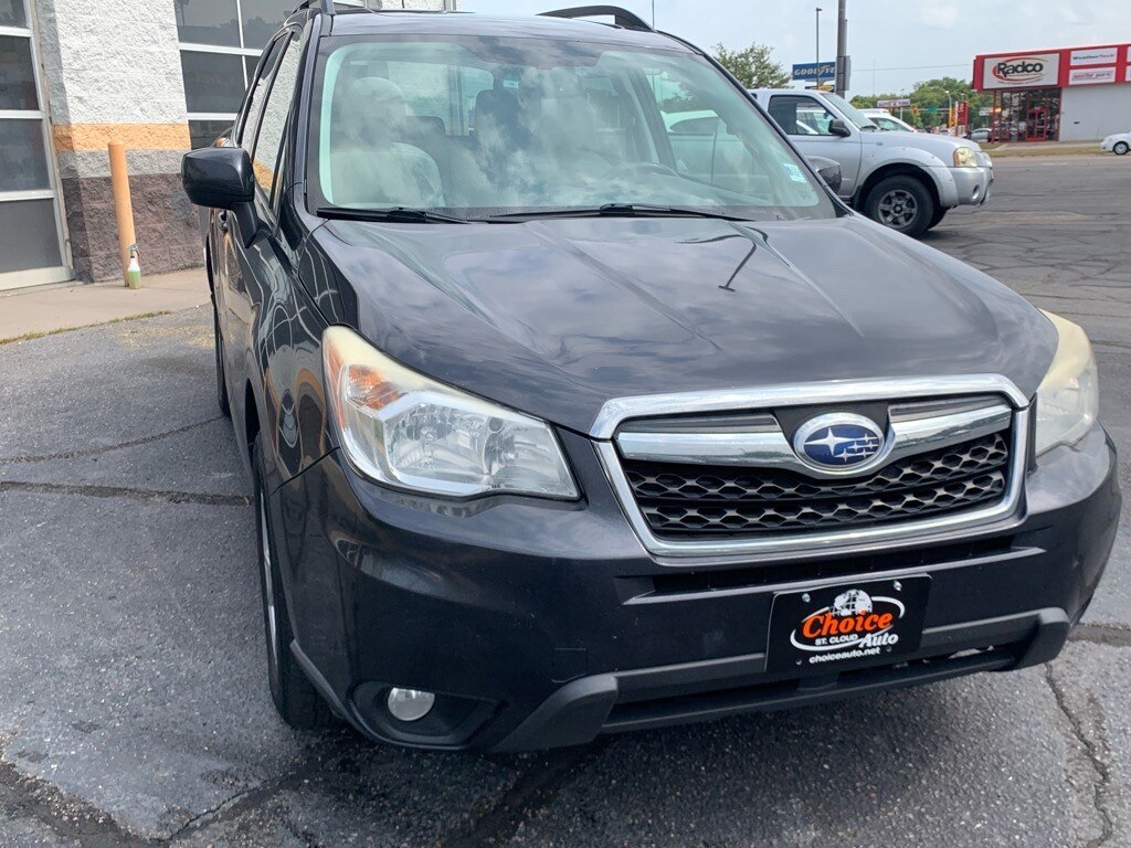 2015 Subaru Forester 2.5i Limited photo 2