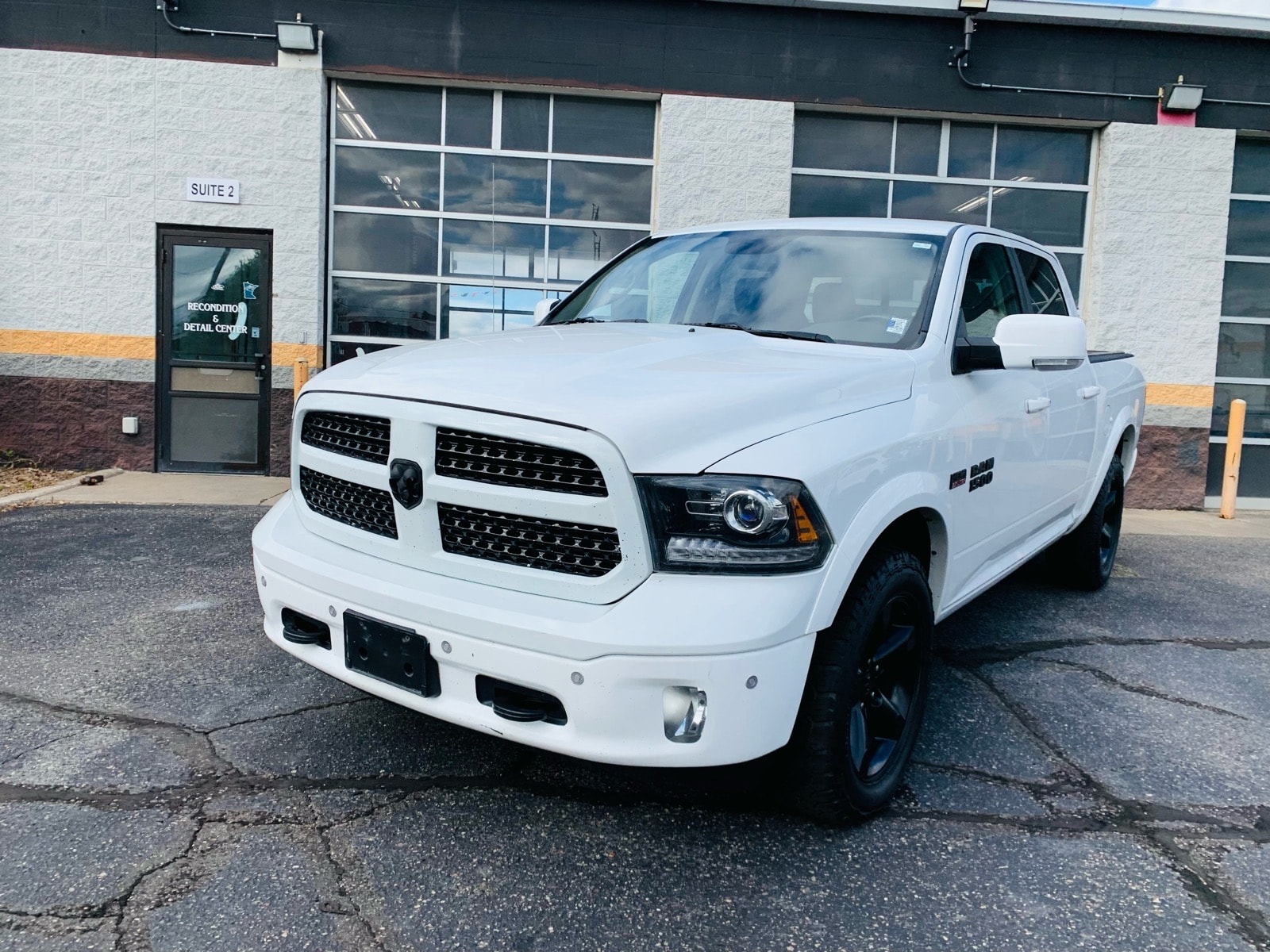 2016 RAM Ram 1500 Pickup Laramie - Photo 7