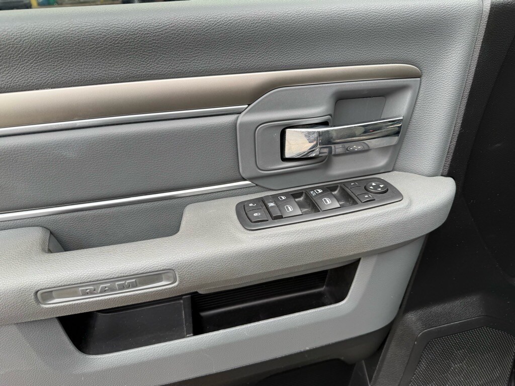 2016 RAM Ram 1500 Pickup Big Horn - Photo 16