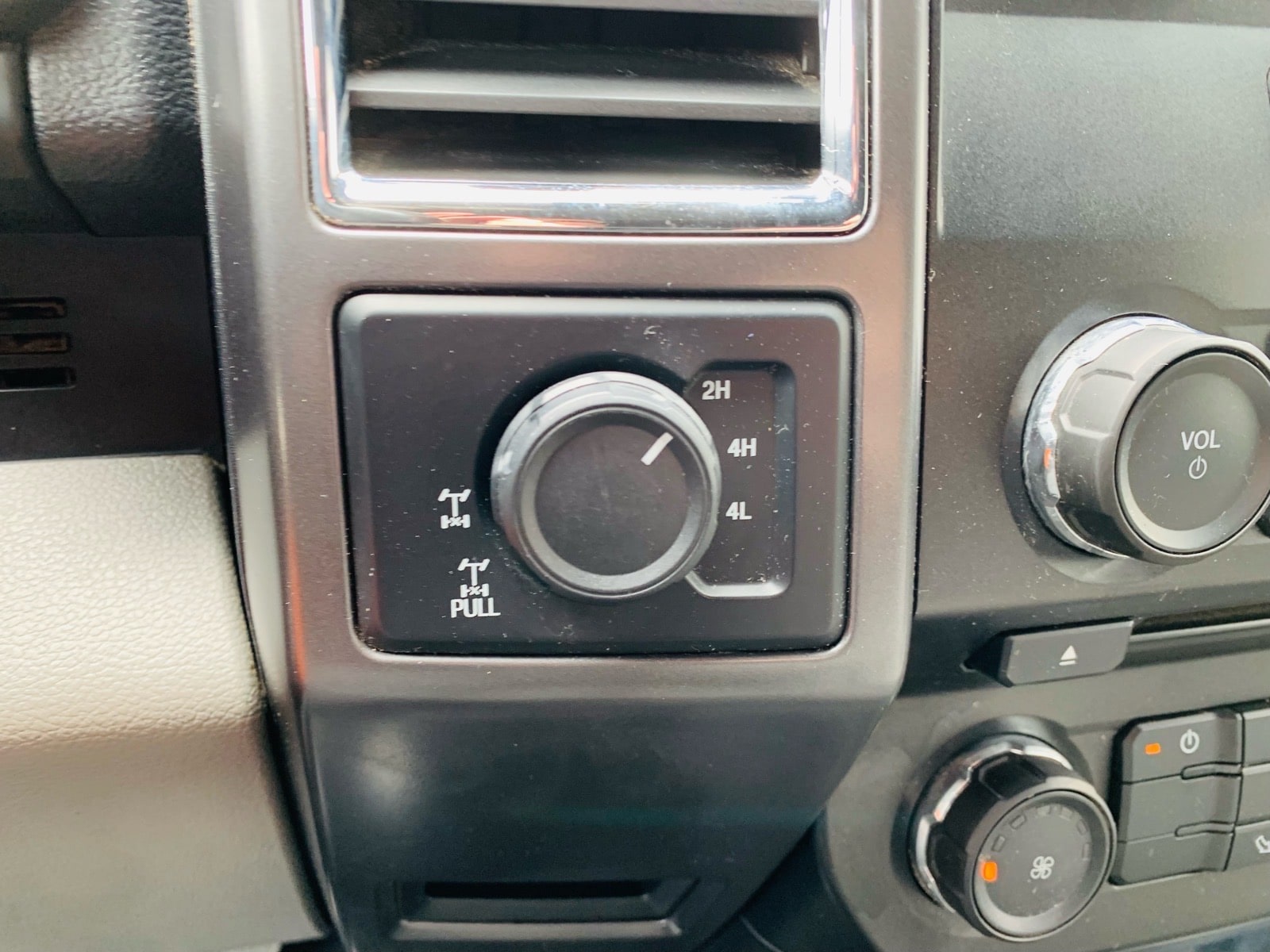 2016 Ford F-150 XLT - Photo 28