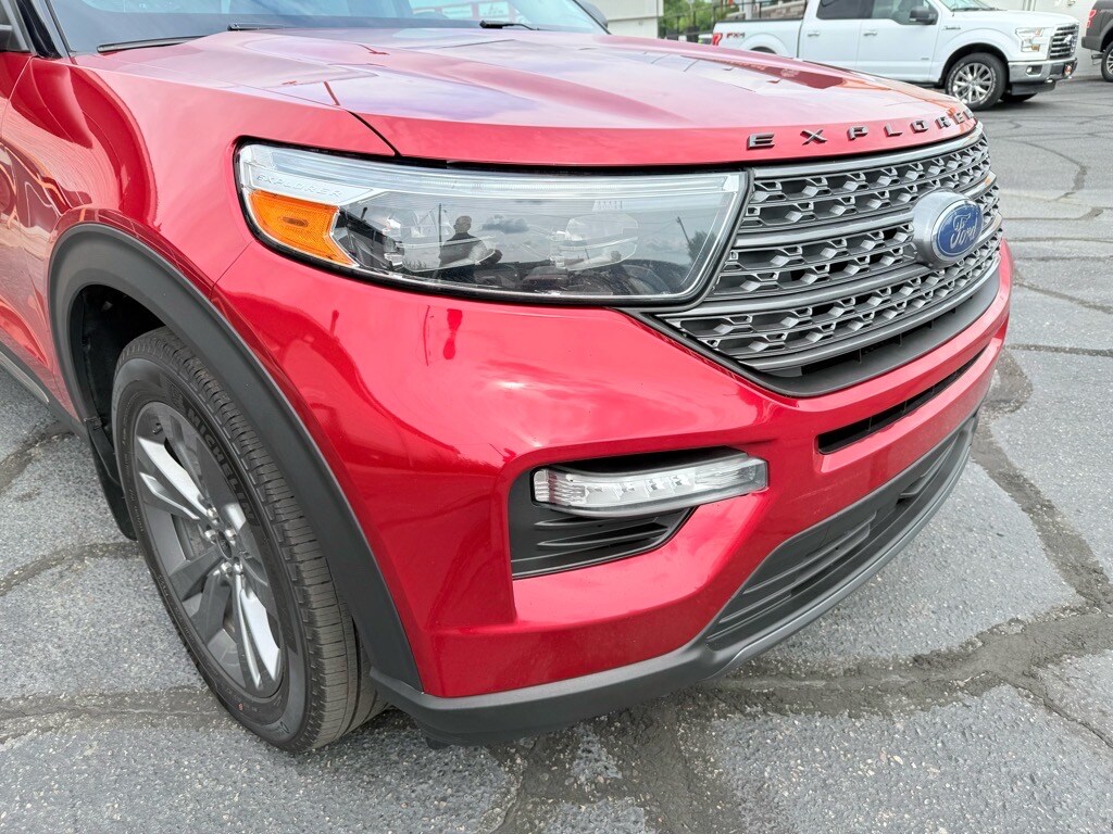2021 Ford Explorer XLT photo 4