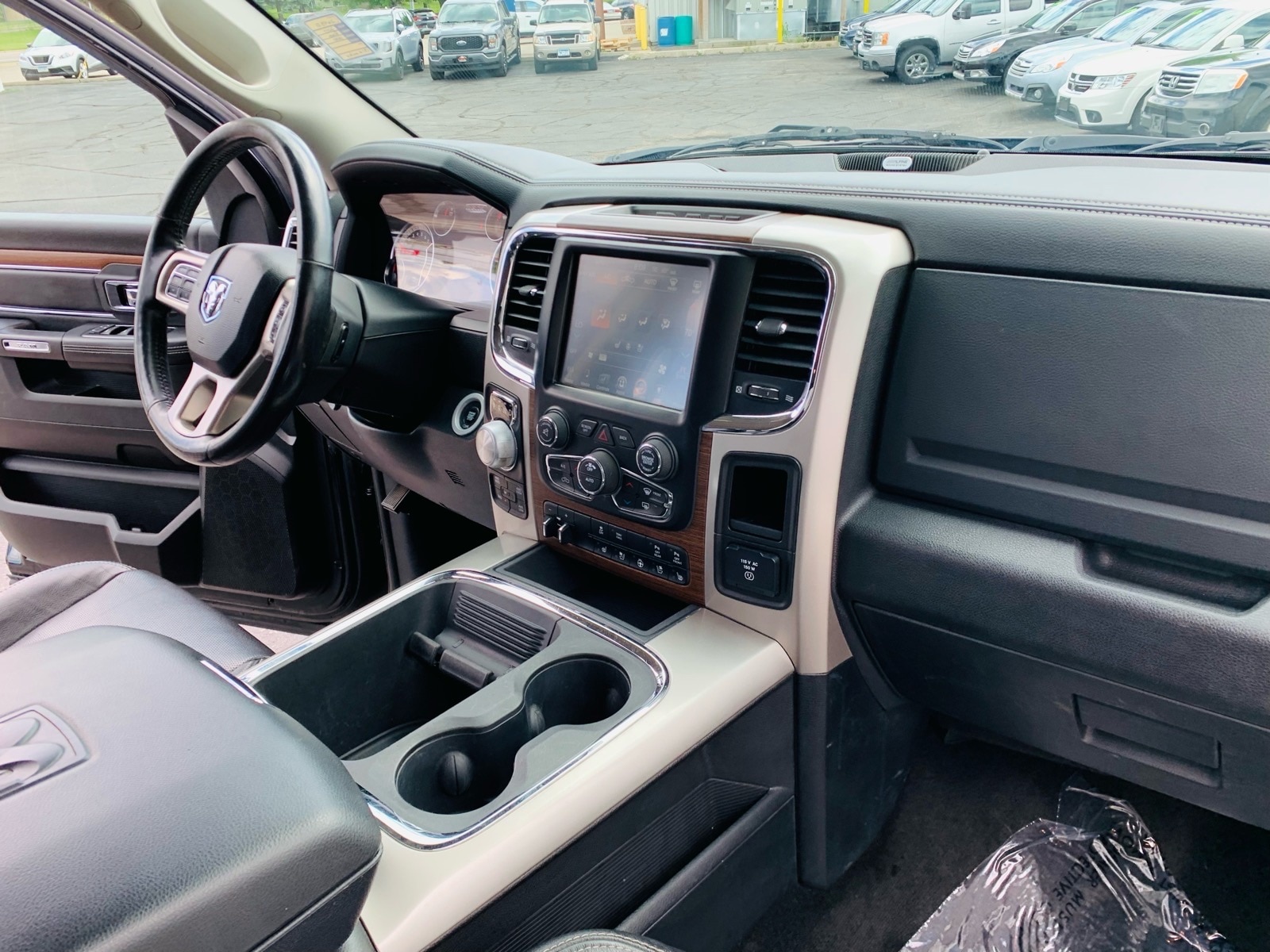 2017 RAM Ram 1500 Pickup Laramie - Photo 21