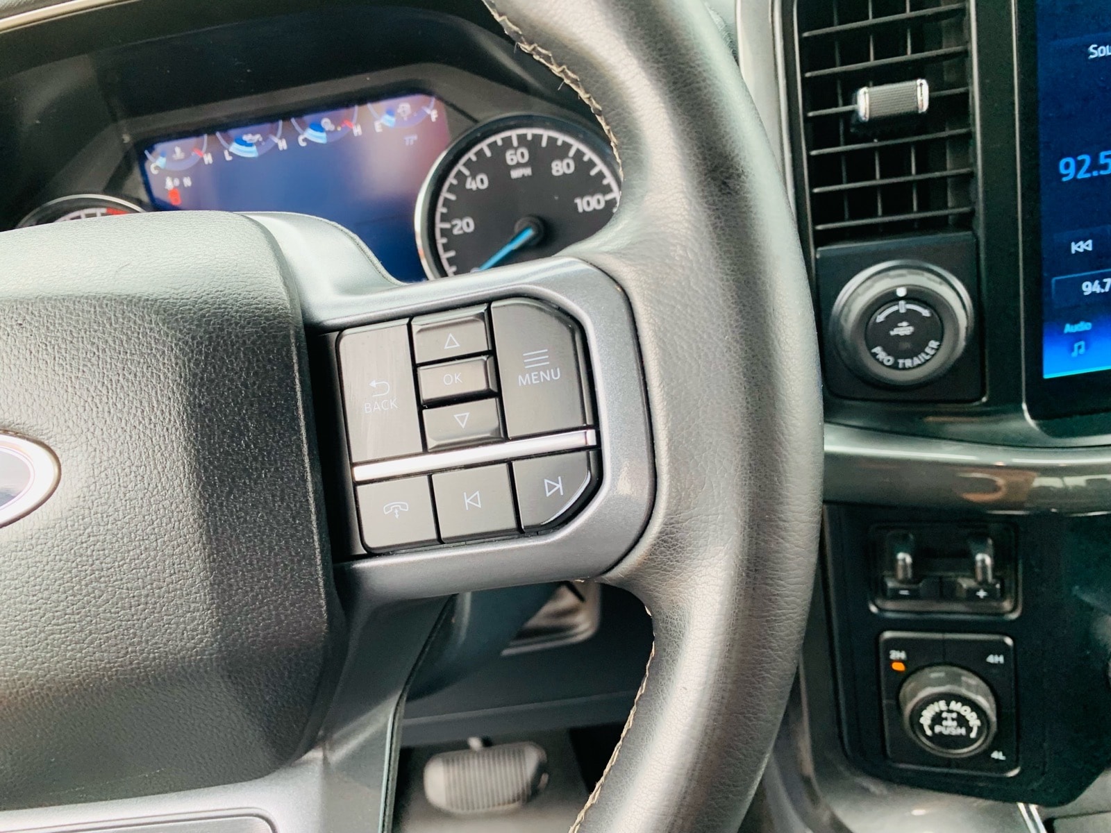 2023 Ford F-150 XLT - Photo 17