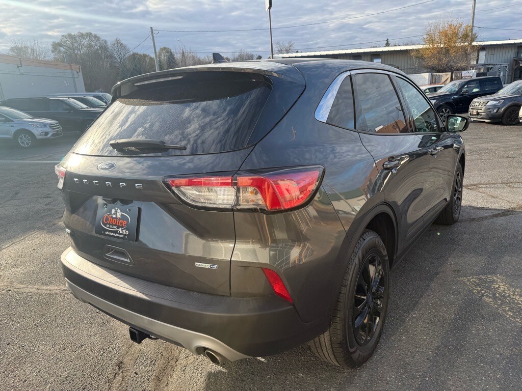 2020 Ford Escape SE photo 3