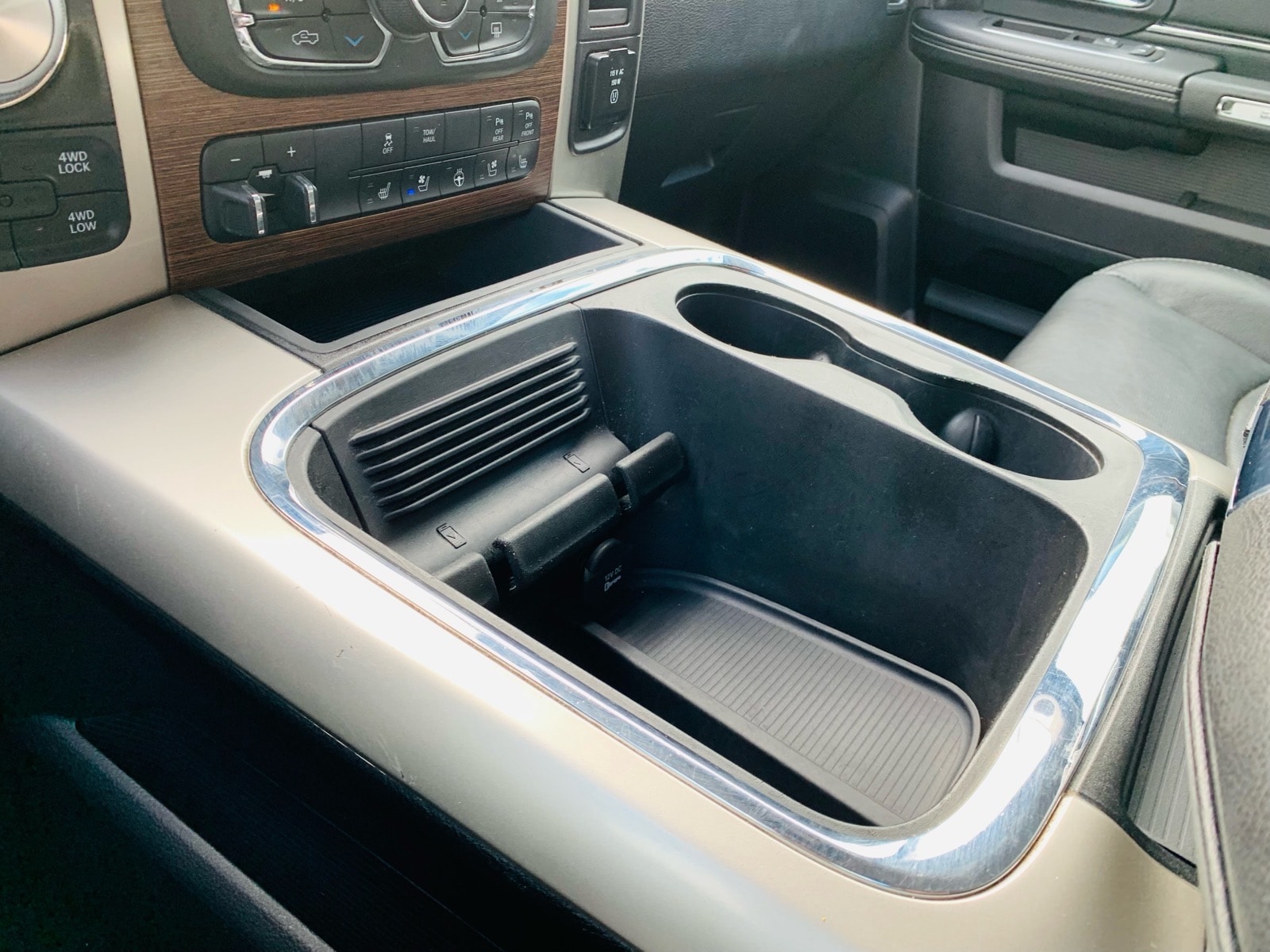 2016 RAM Ram 1500 Pickup Laramie - Photo 34
