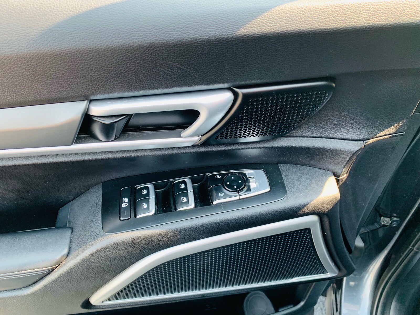 2020 Kia Telluride LX - Photo 33