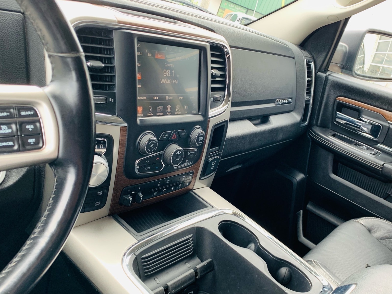 2017 RAM Ram 1500 Pickup Laramie - Photo 33