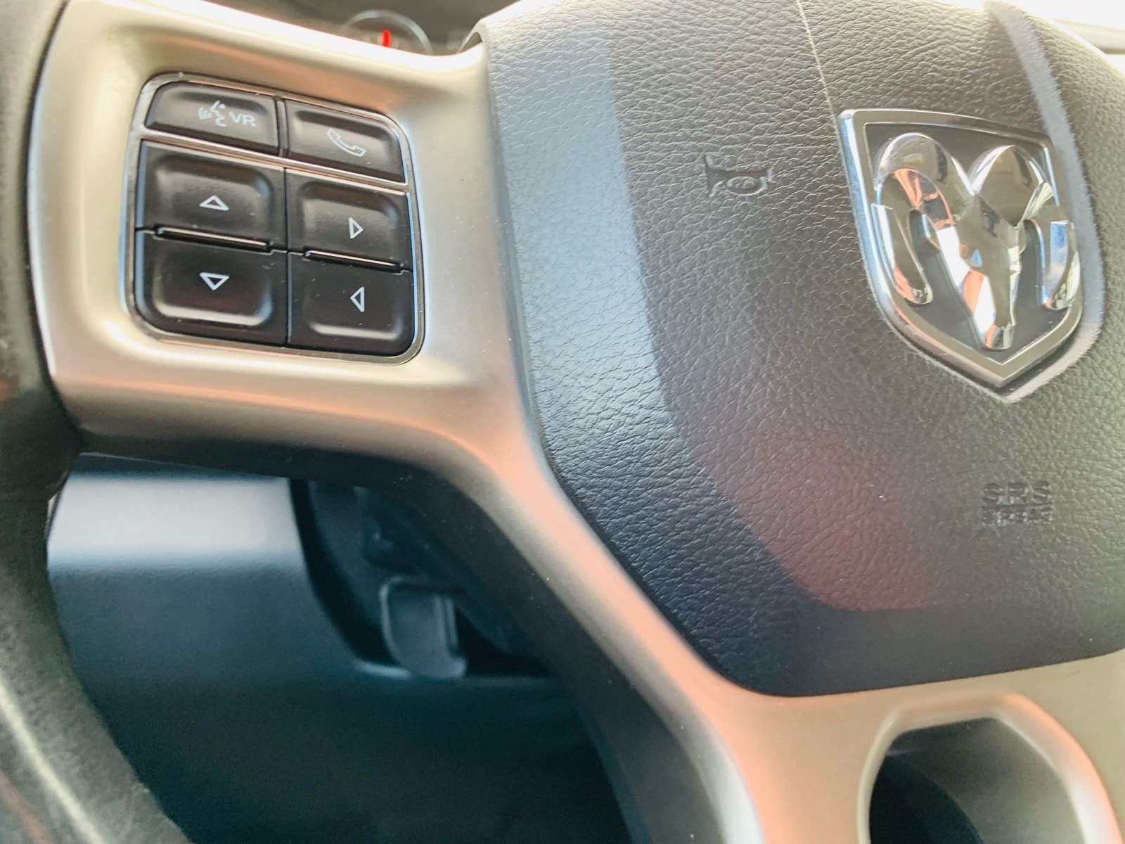 2016 RAM Ram 1500 Pickup Laramie - Photo 27