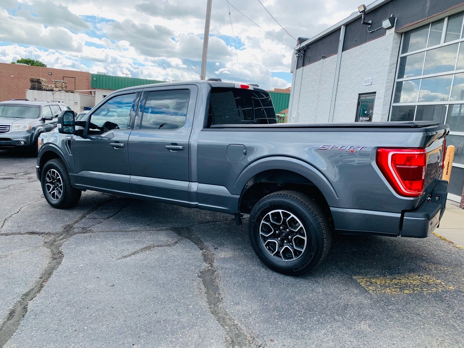 2023 Ford F-150 XLT - Photo 6