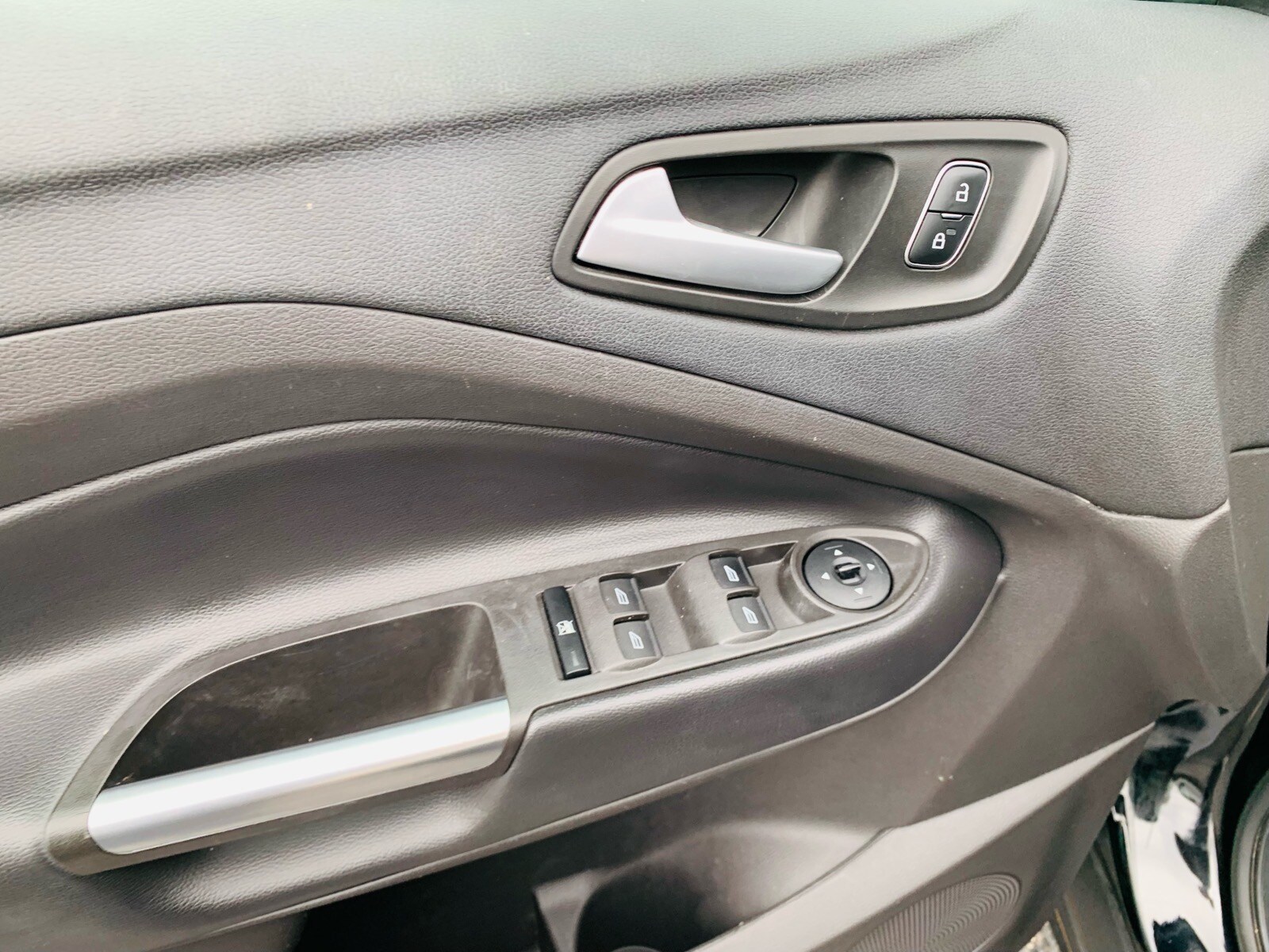 2018 Ford Escape SEL - Photo 20