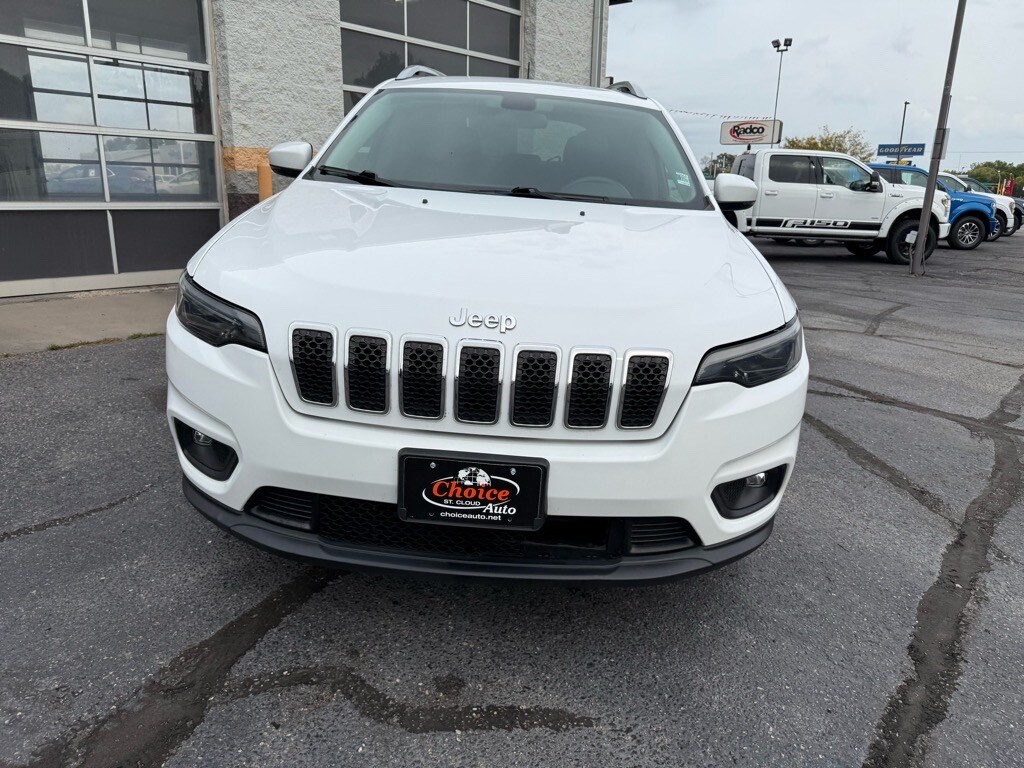 2020 Jeep Cherokee Latitude photo 2