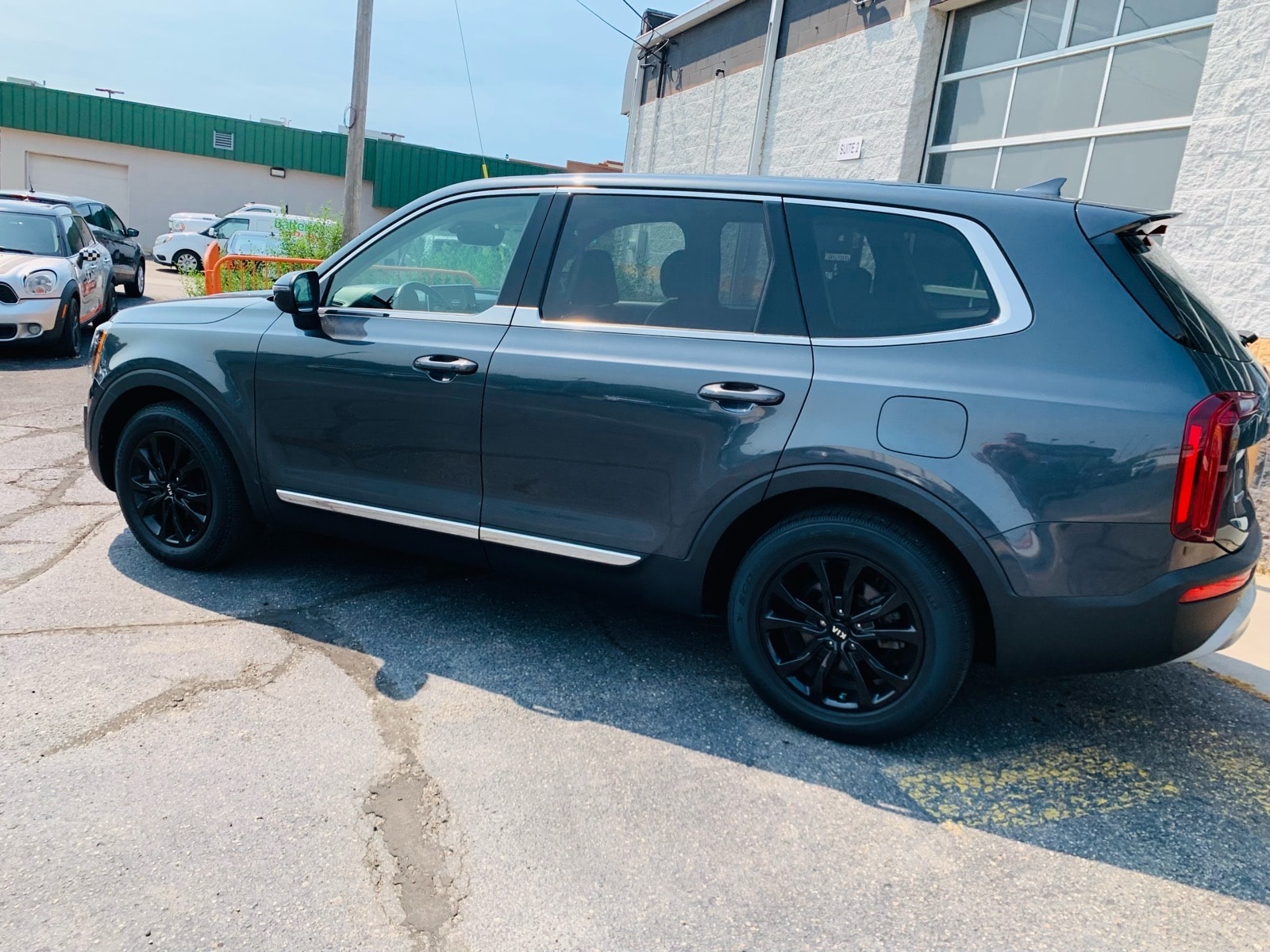 2020 Kia Telluride LX - Photo 4