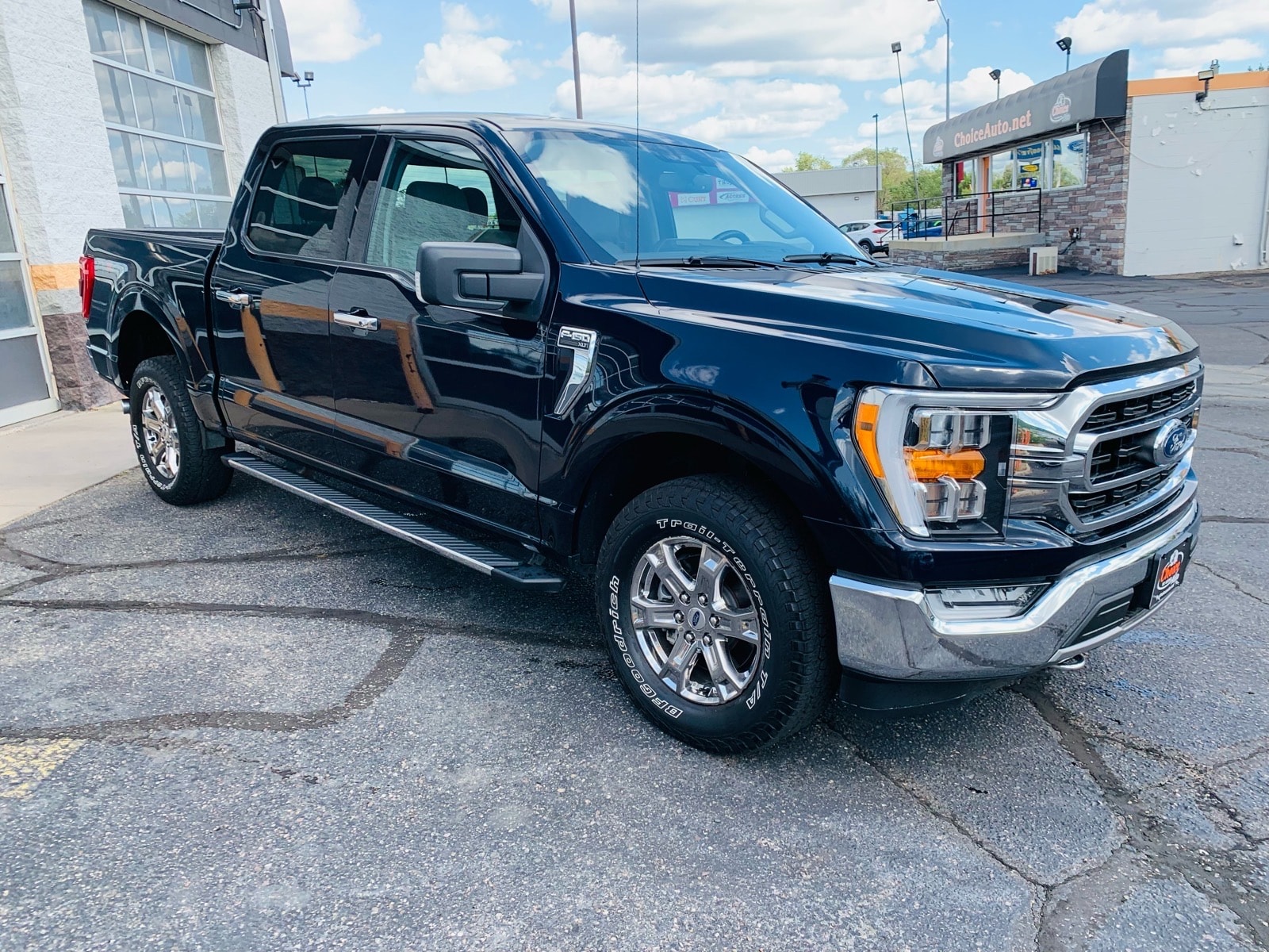 2021 Ford F-150 XLT - Photo 3