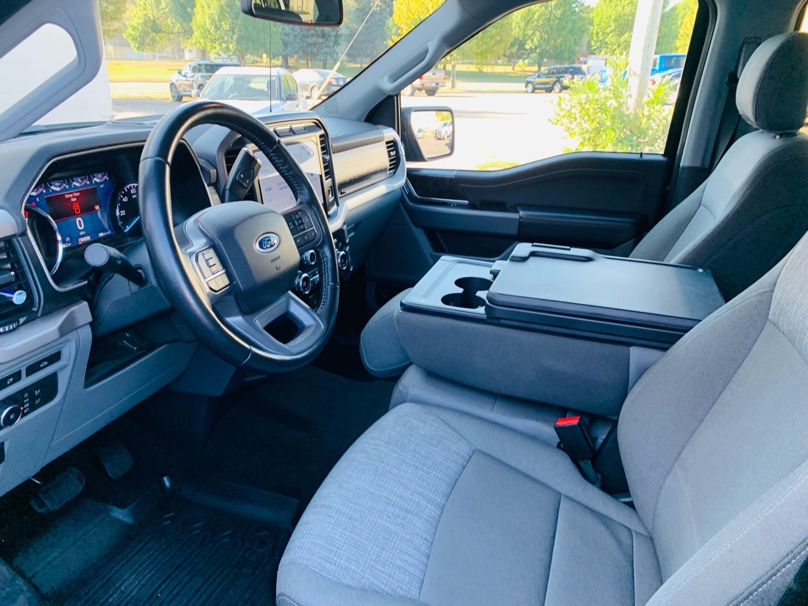2021 Ford F-150 XLT - Photo 2