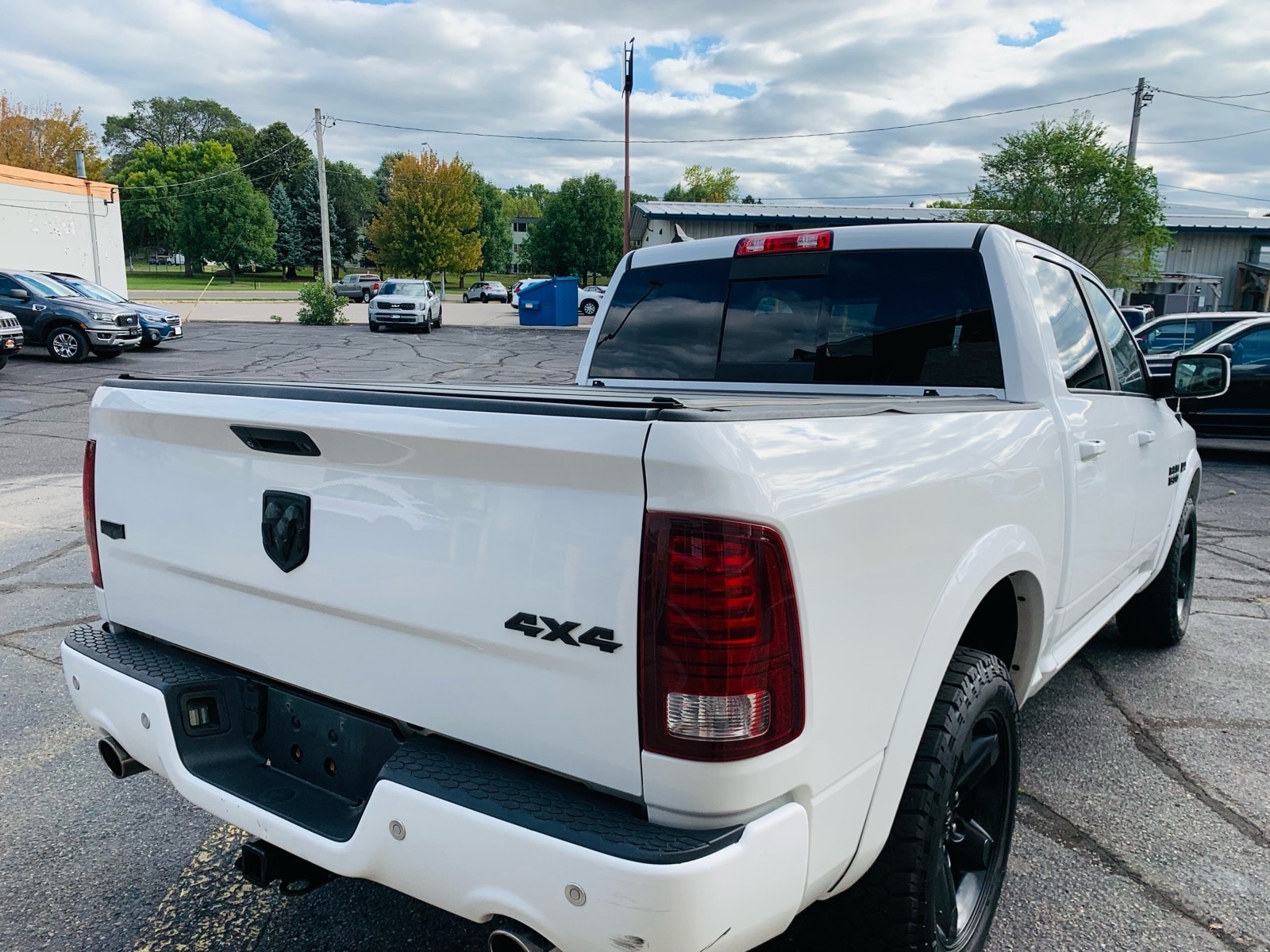 2016 RAM Ram 1500 Pickup Laramie - Photo 8
