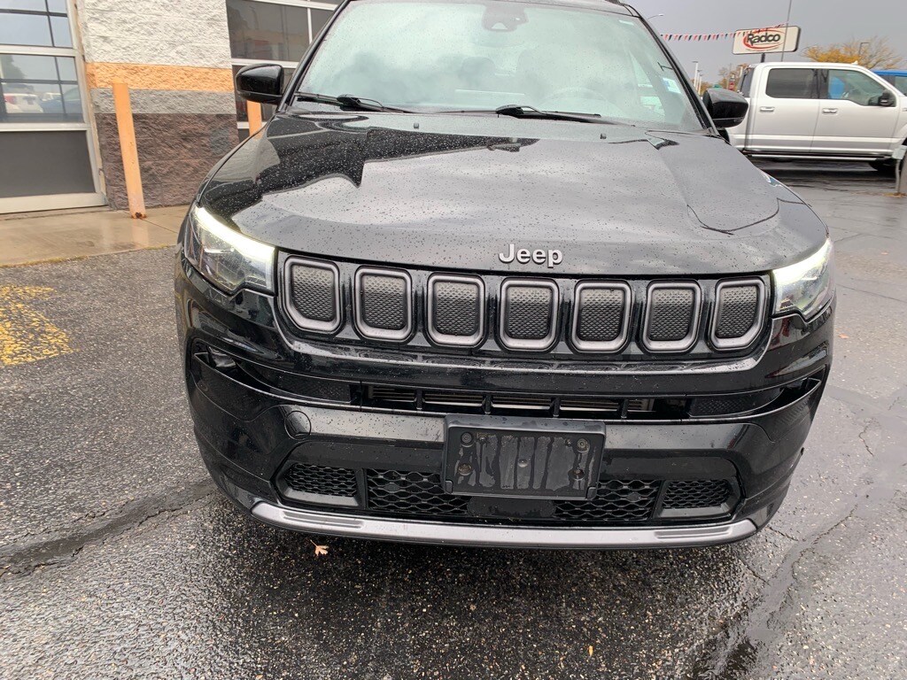 2022 Jeep Compass Limited photo 4