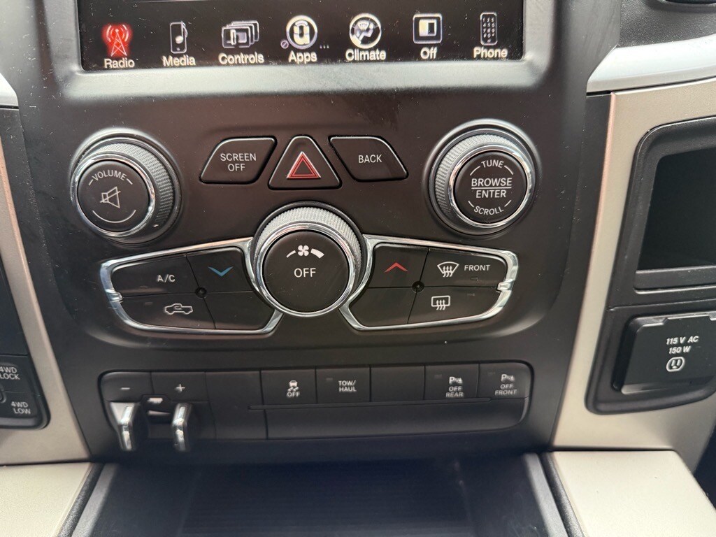 2016 RAM Ram 1500 Pickup Big Horn - Photo 24