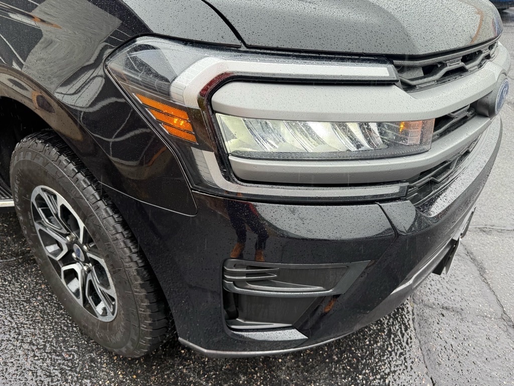 Used 2023 Ford Expedition XLT SUV