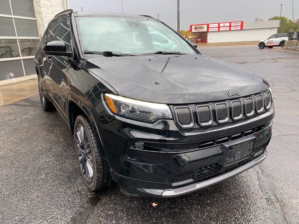 2022 Jeep Compass Limited photo 3