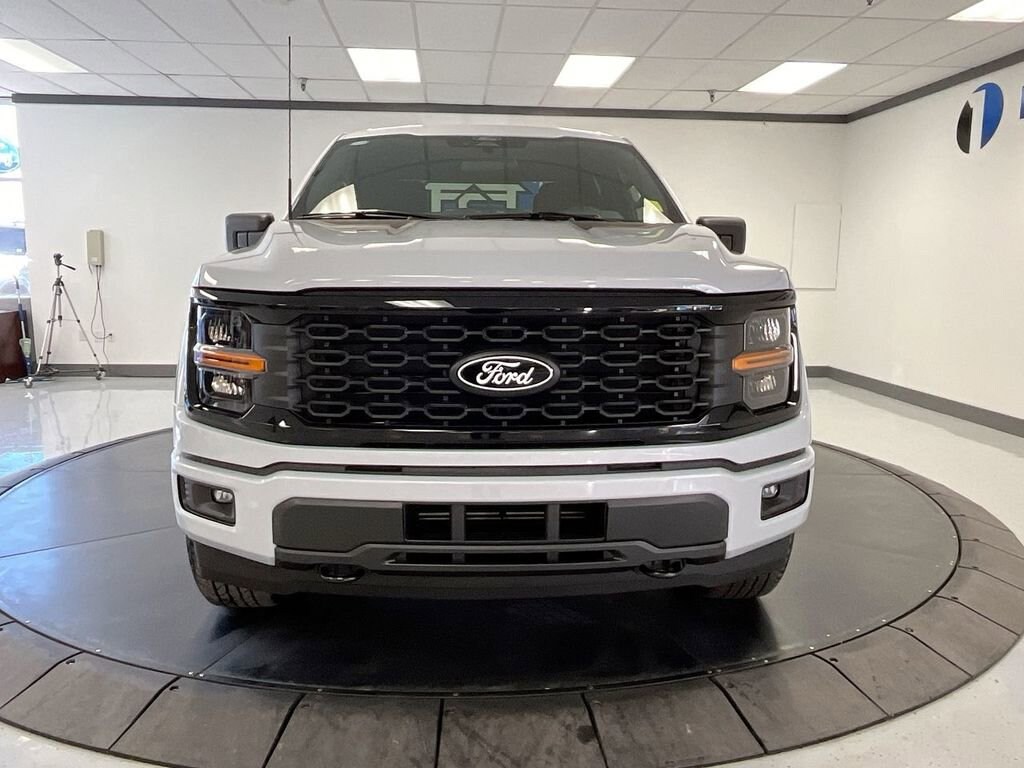 New 2025 Ford F-150 STX STX 4WD SuperCrew 5.5 Box