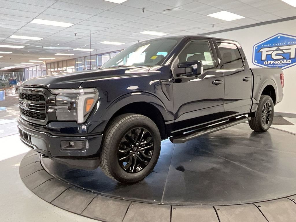 2025 Ford F-150 Lariat photo 3
