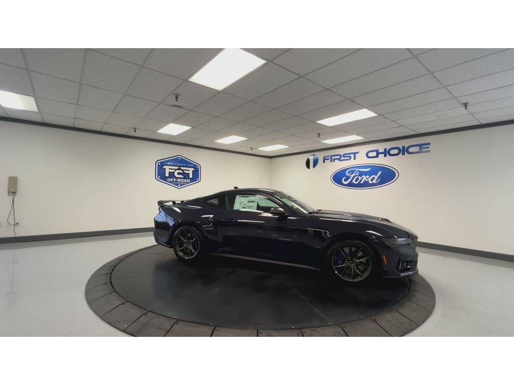2025 Ford Mustang Dark Horse Premium photo 3