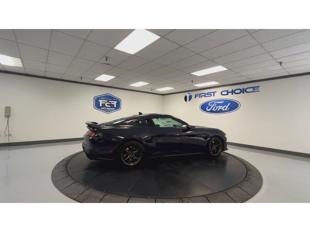 2025 Ford Mustang Dark Horse Premium photo 2