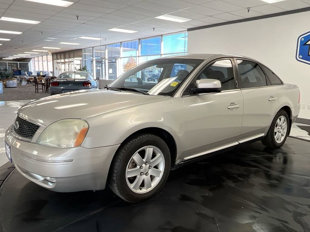 Used 2006 Ford Five Hundred SEL Sedan
