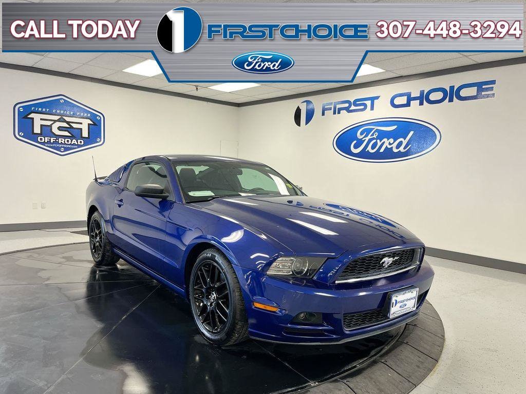 2014 Ford Mustang 2dr Car 