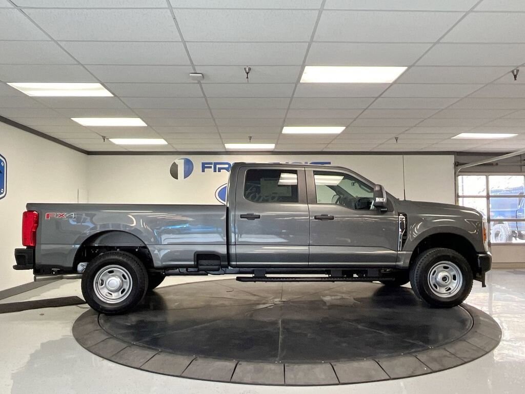 New 2026 Ford Super Duty F-350 SRW