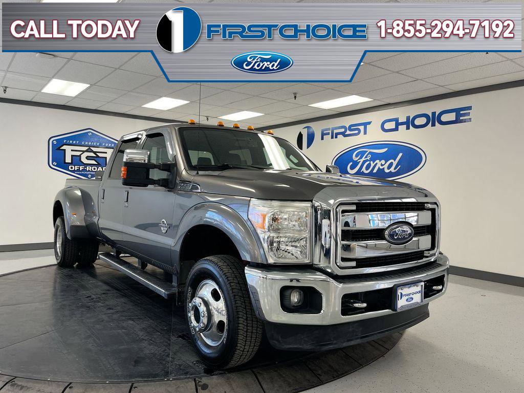 2014 Ford F-350 Super Duty Lariat's photo