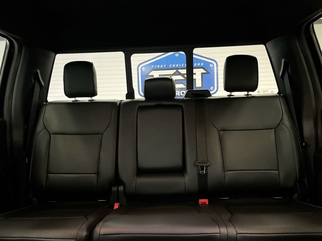 2025 Ford F-150 Lariat photo 4