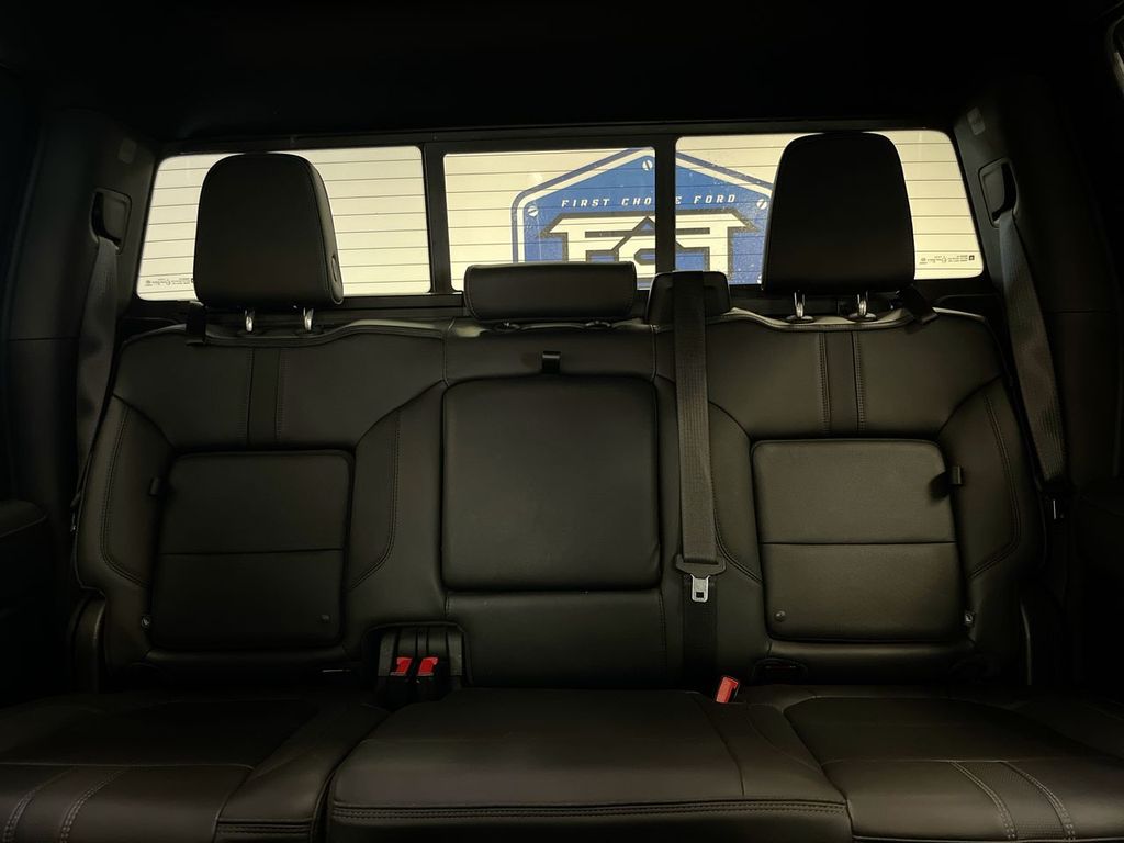 2021 Chevrolet Silverado 1500 High Country - Photo 23