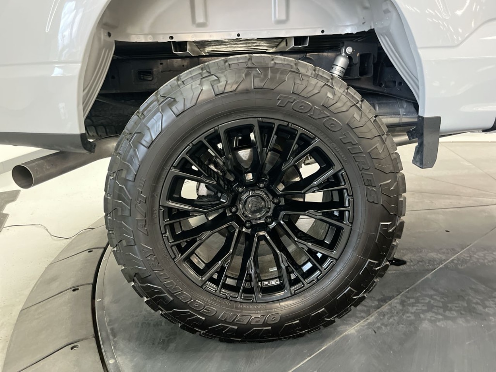 2025 Ford F-150 XLT - Photo 9