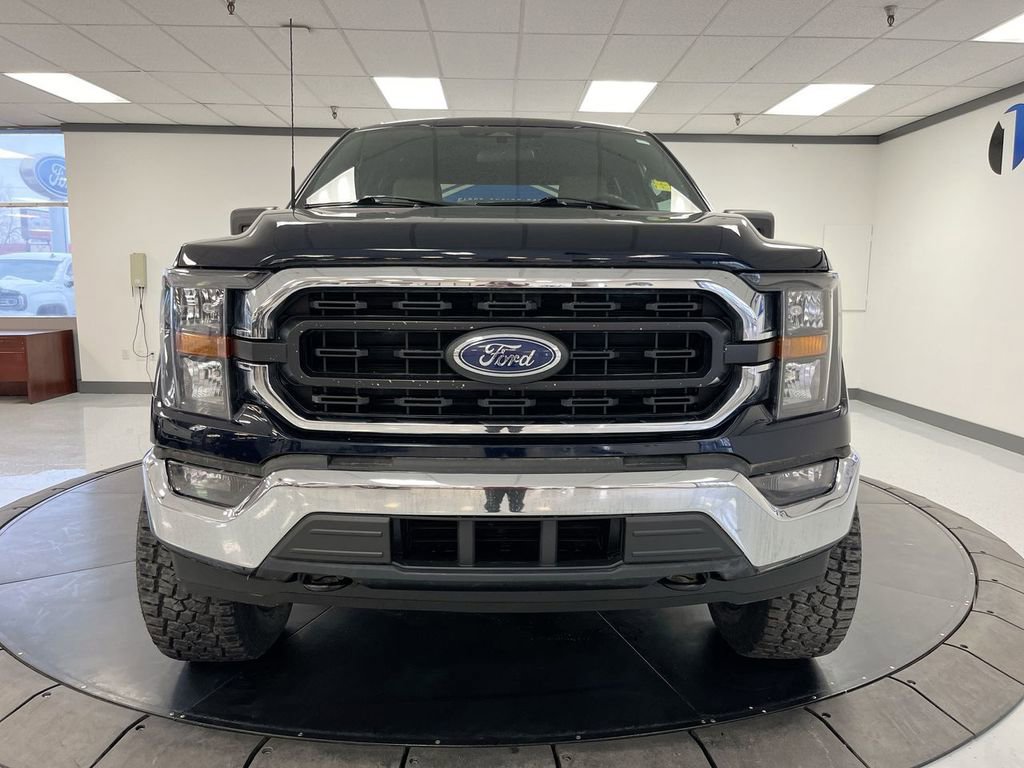 2023 Ford F-150 XLT photo 2