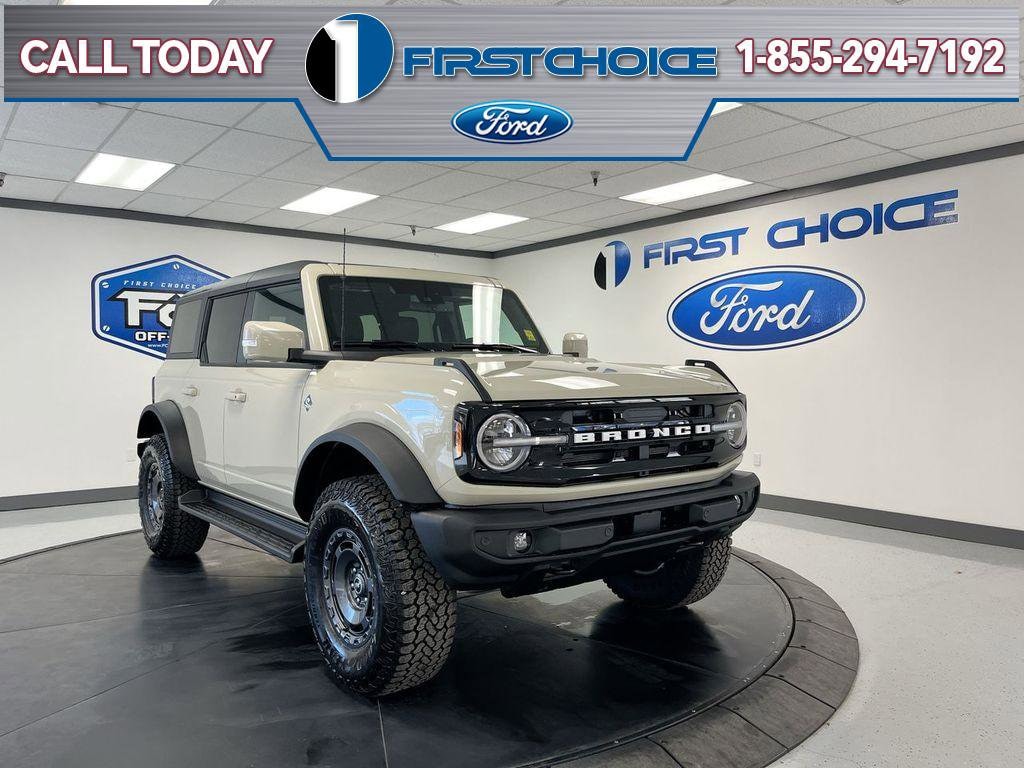 2025 Ford Bronco Outer Banks 4x4 