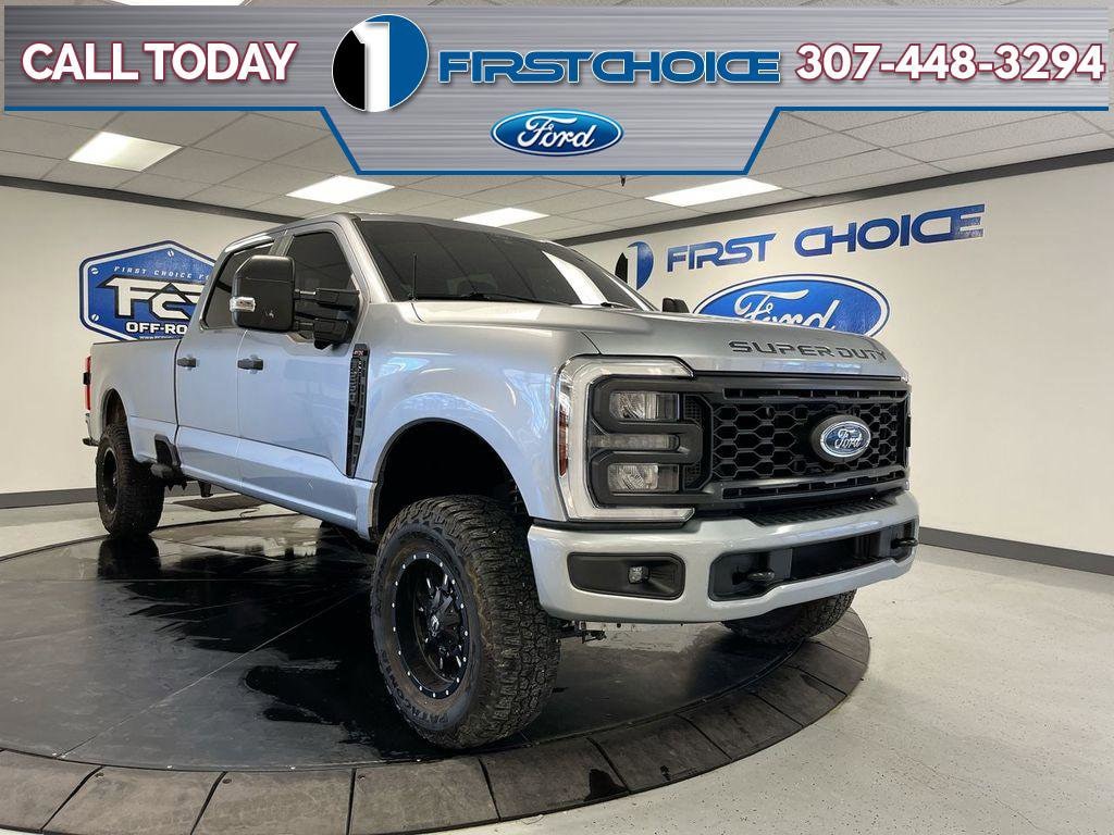2024 Ford F-250 XL 4x4 Crew Cab 8' Box's photo