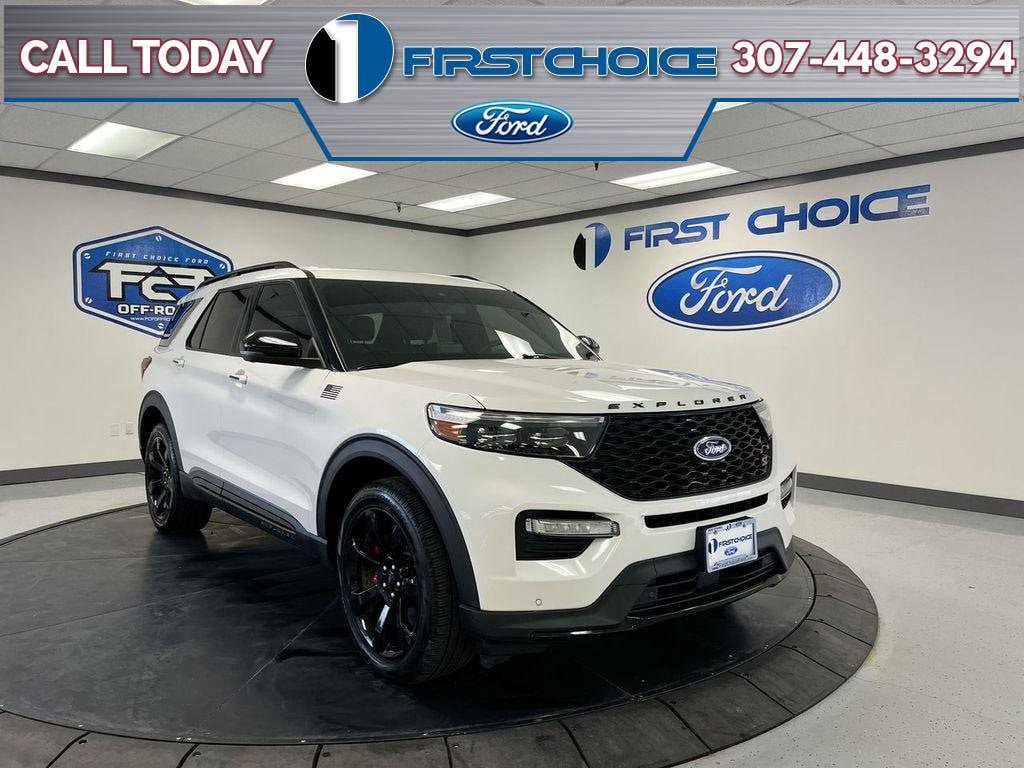 2023 Ford Explorer ST 4WD's photo