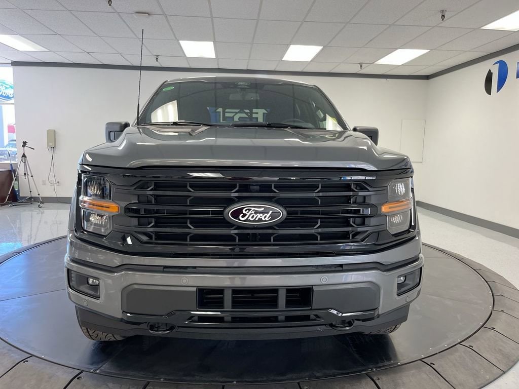 New 2025 Ford F-150 XLT