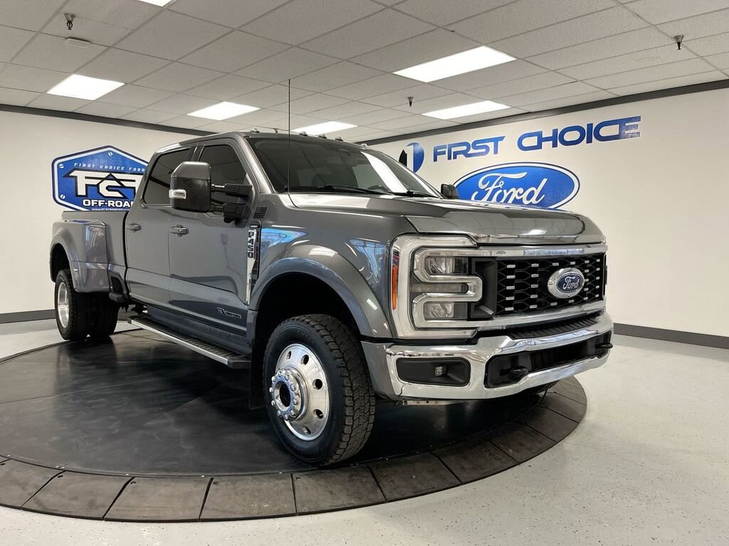 Used 2023 Ford Super Duty F-450 DRW LARIAT LARIAT 4WD Crew Cab 8 Box