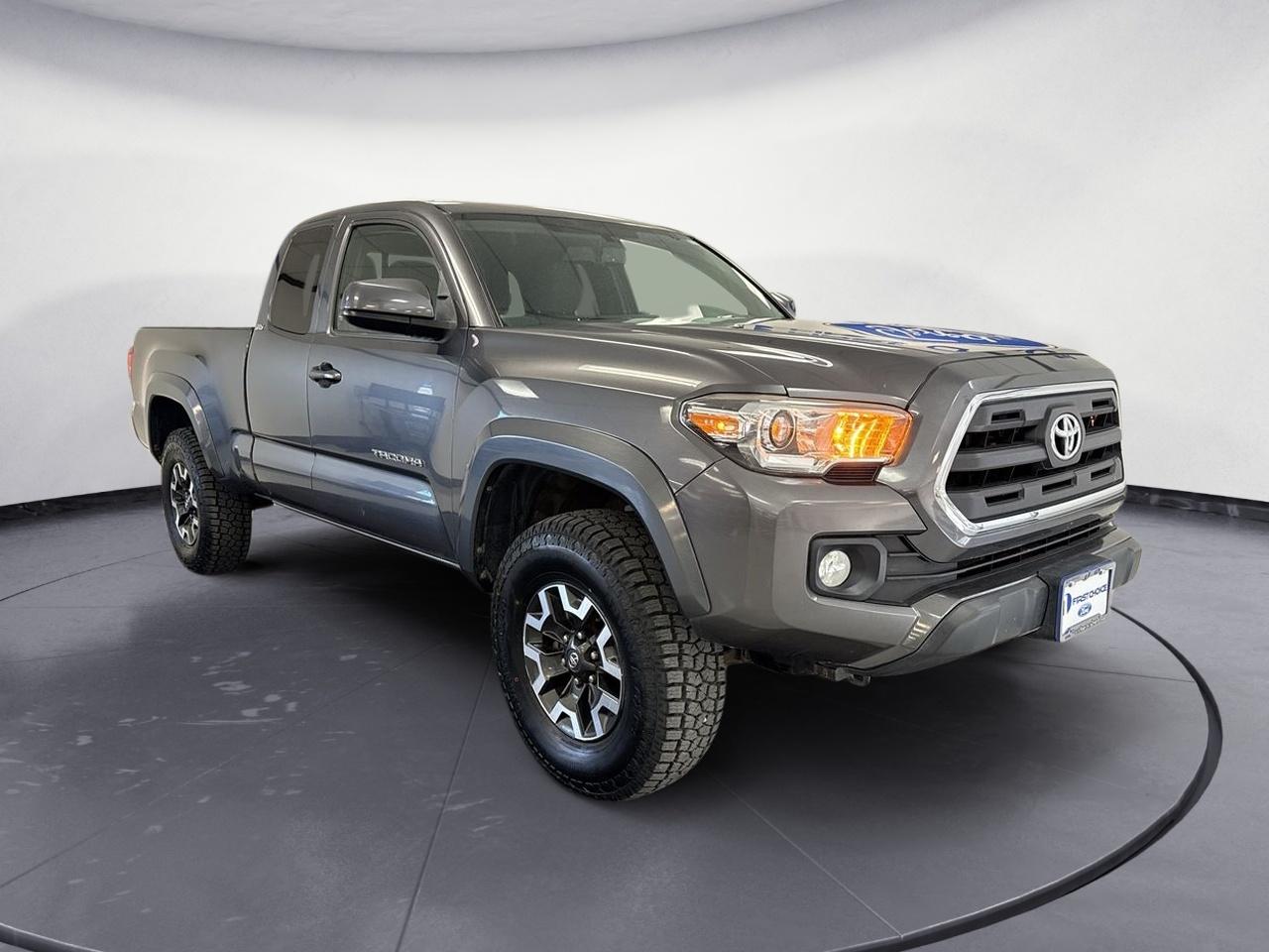 2017 Toyota Tacoma SR5