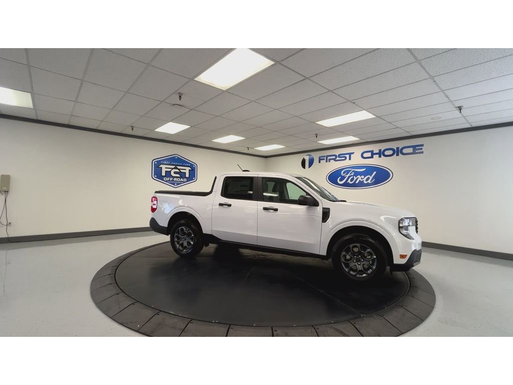2025 Ford Maverick XLT photo 2