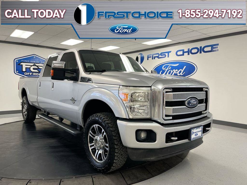 2014 Ford F-350 Super Duty Lariat's photo