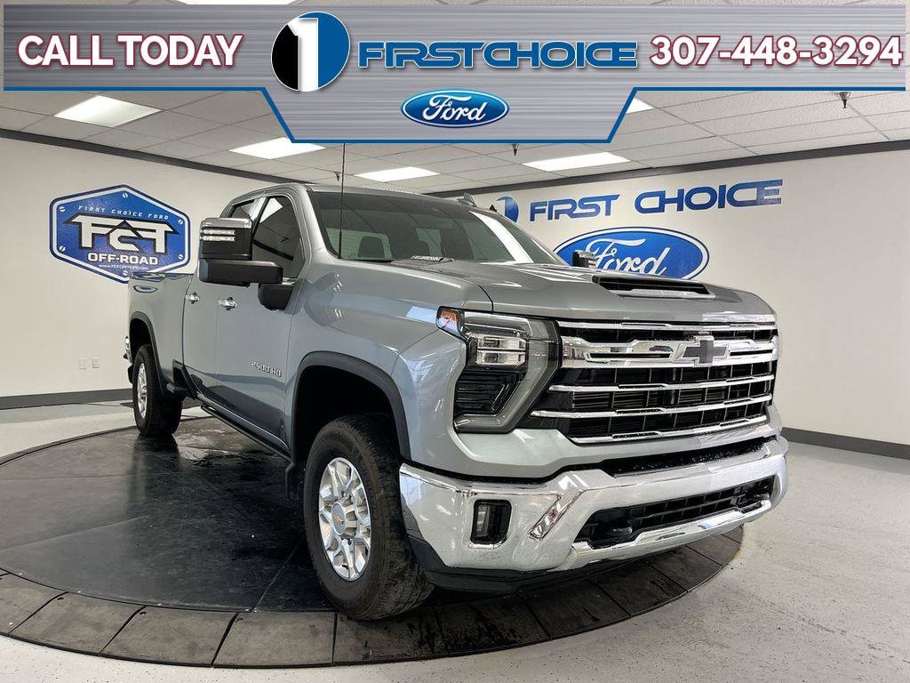 2024 Chevrolet Silverado HD LTZ 4WD Double Cab Standard Box's photo