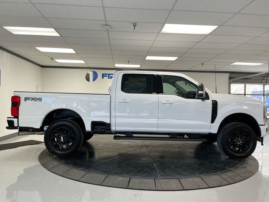 2026 Ford F-250 Super Duty XLT - Photo 9