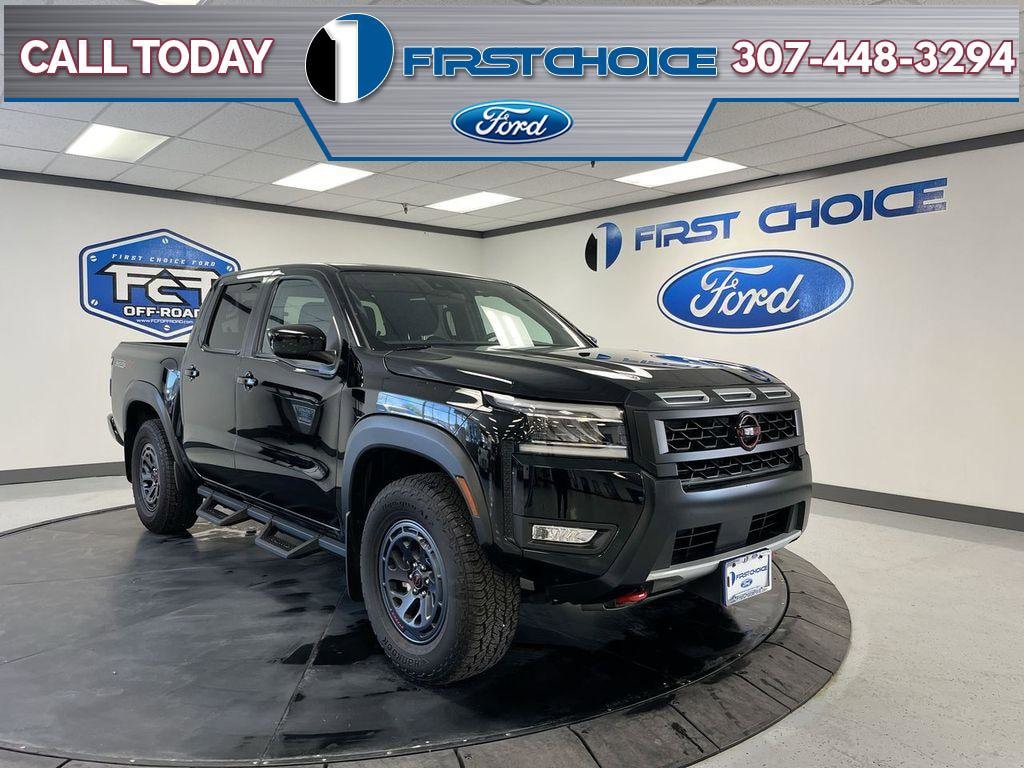 2025 Nissan Frontier PRO-4X Crew Cab 4X4's photo